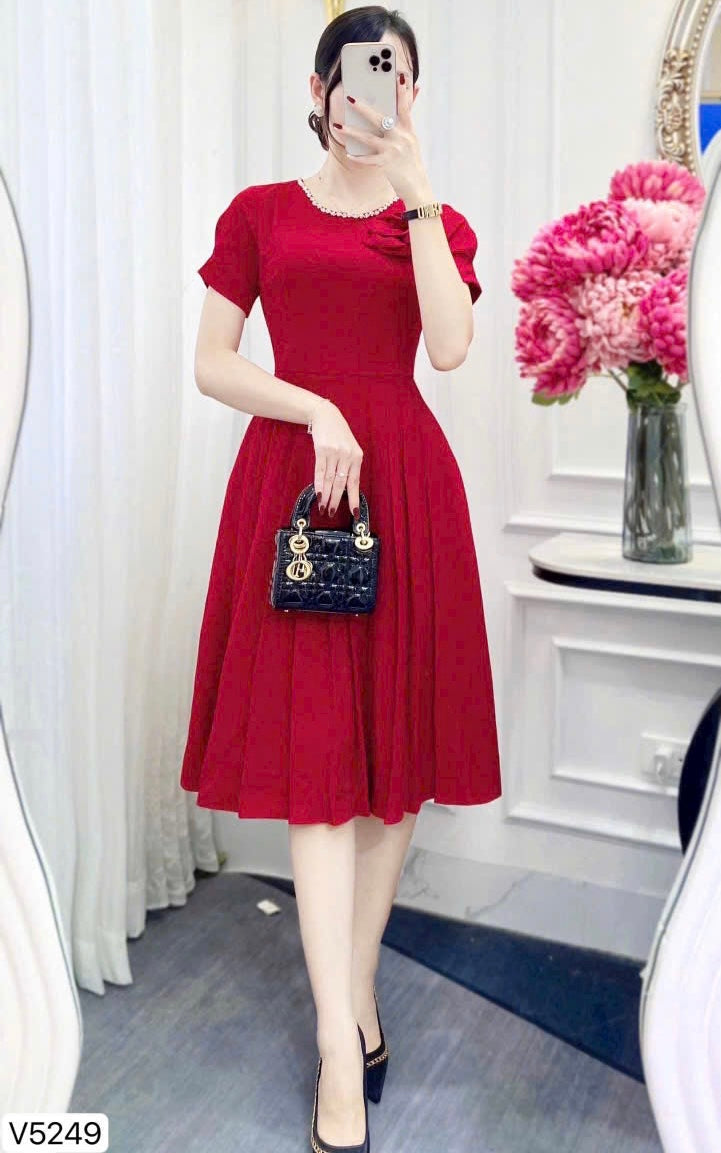 Dress V5249