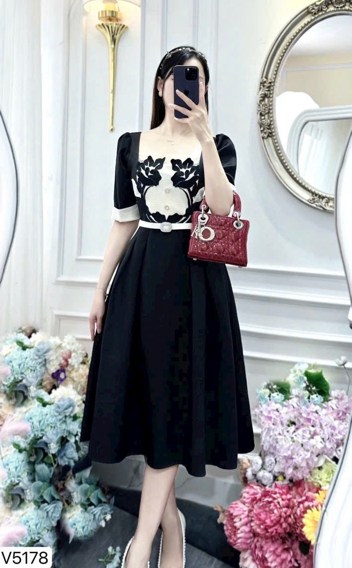 Dress V5178