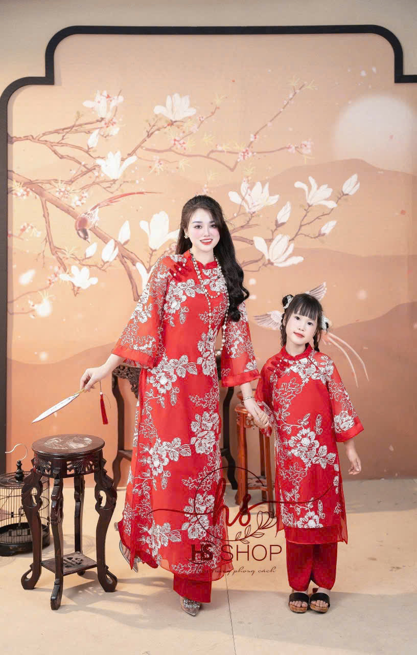 M170 áo + quần - Áo dài mẹ tơ 4 tà dệt nổi màu đỏ + quần đỏ