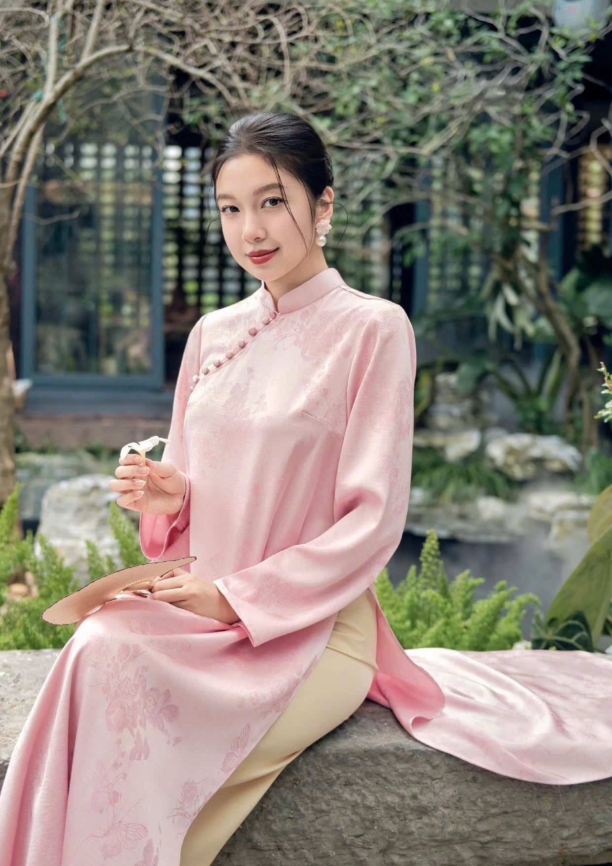 H506 Áo + quần - Áo dài dáng suông gấm châu sa 2 tà màu hồng