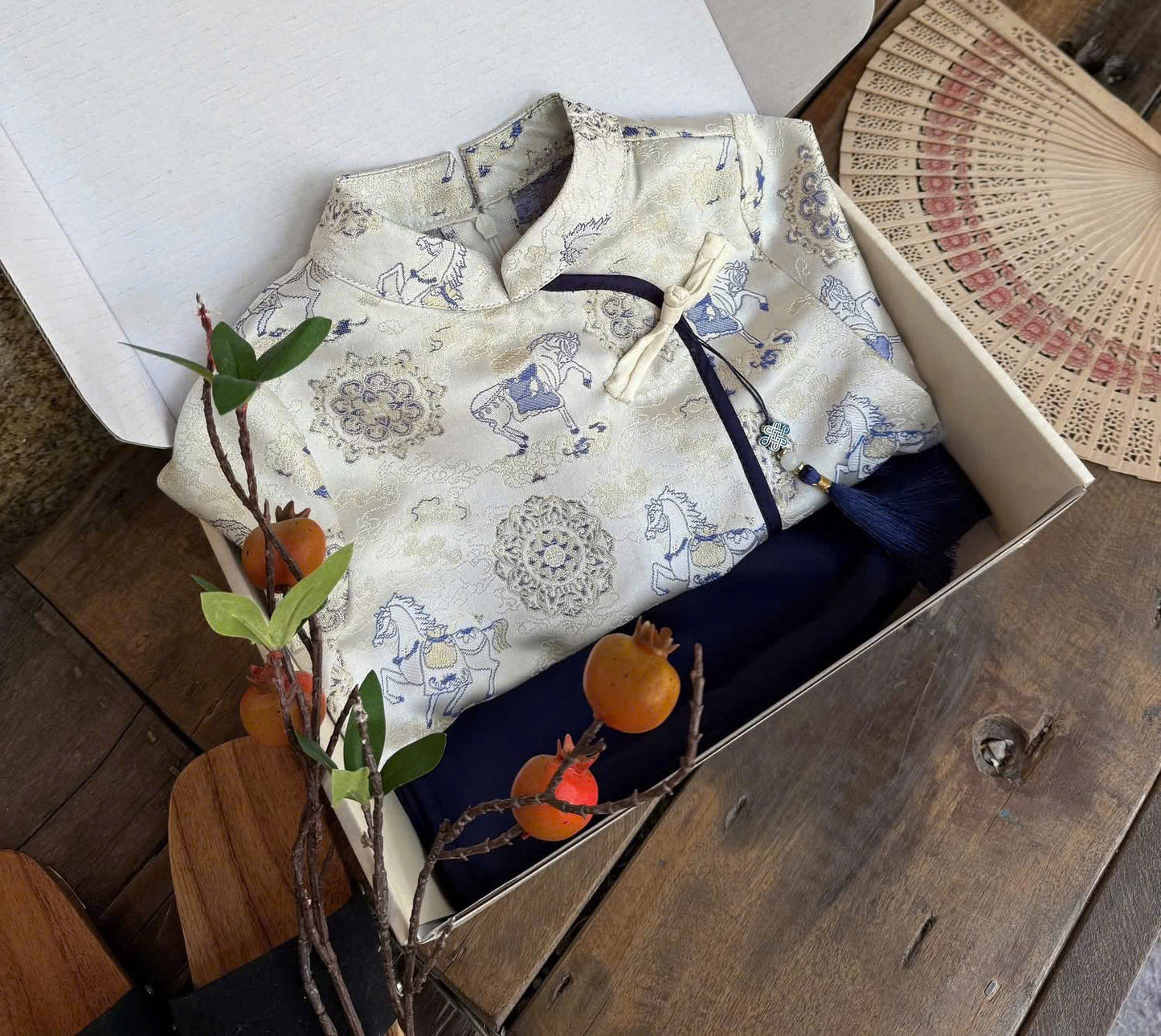 BT70 Áo only - Áo dài bé trai gấm màu trắng