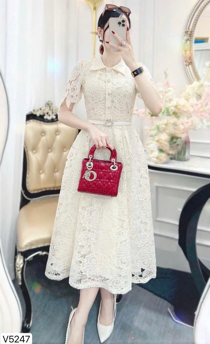 Dress V5247