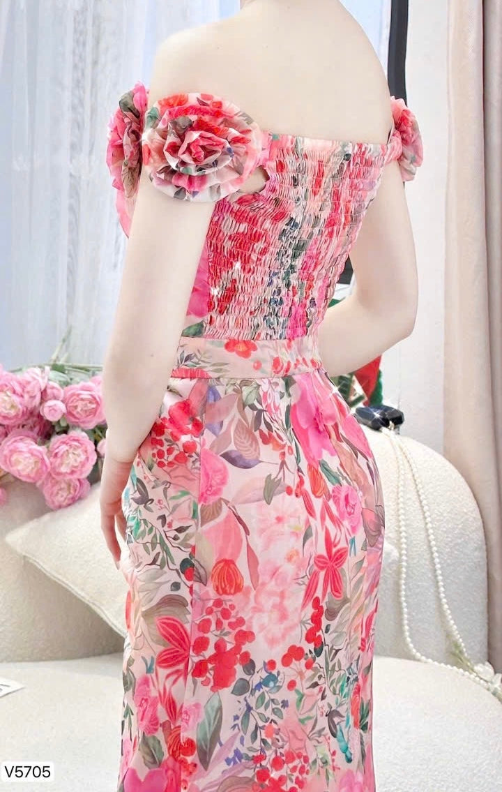 Dress V5705
